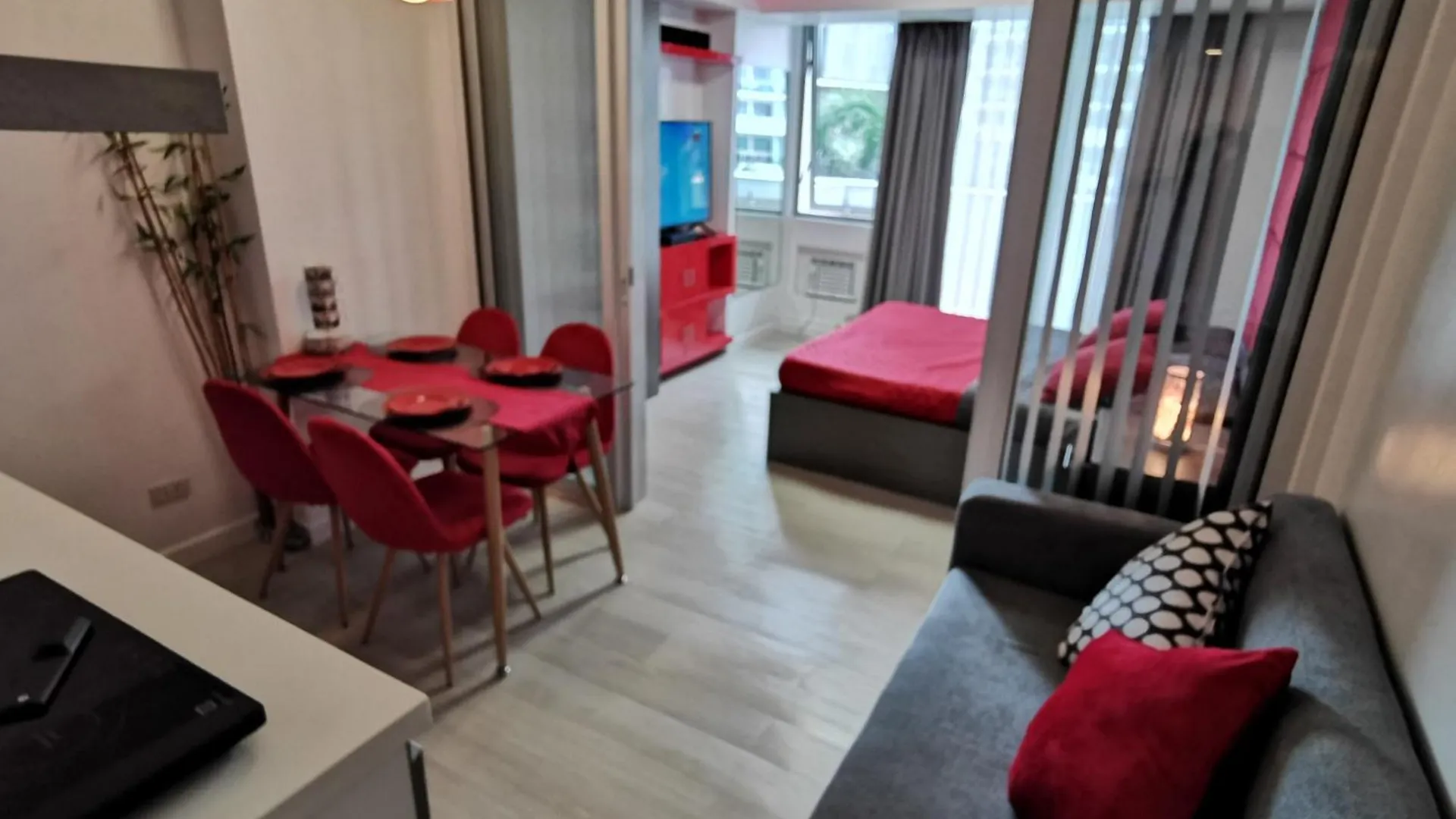 Cozy Apartment With Lagoon View Paranaque City Aparthotel